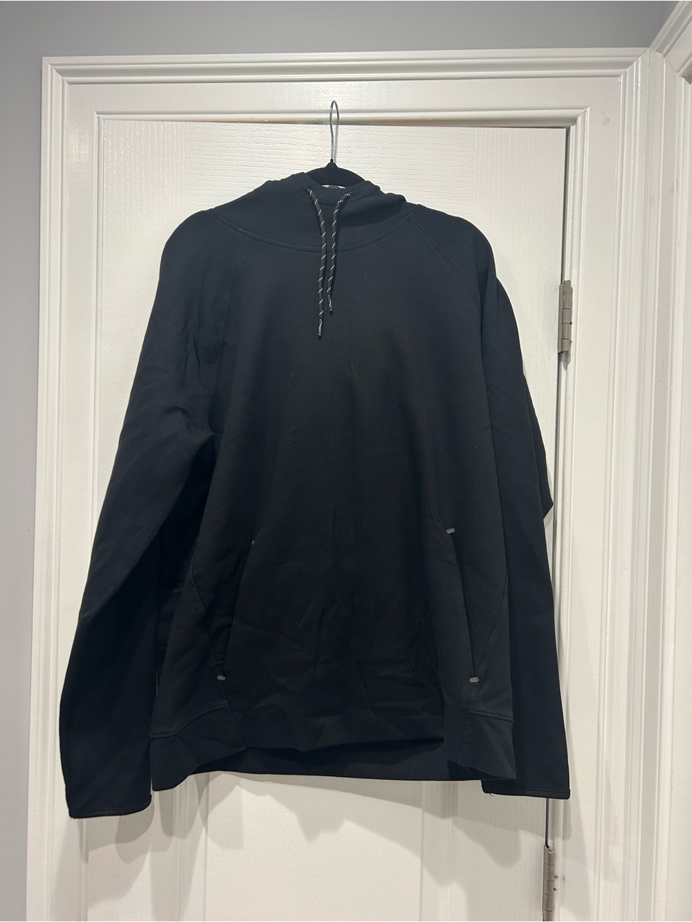 Men’s Old Navy Active Black Pullover Hoodie